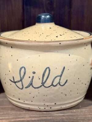 Rustykalny ceramiczny pojemnik z pokrywką